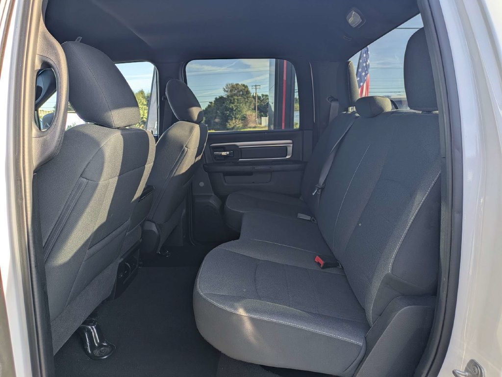Used 2024 RAM 1500 Warlock RWD image 13
