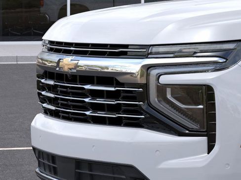 New 2026 Chevrolet Suburban LT w/ Comfort Package image 13