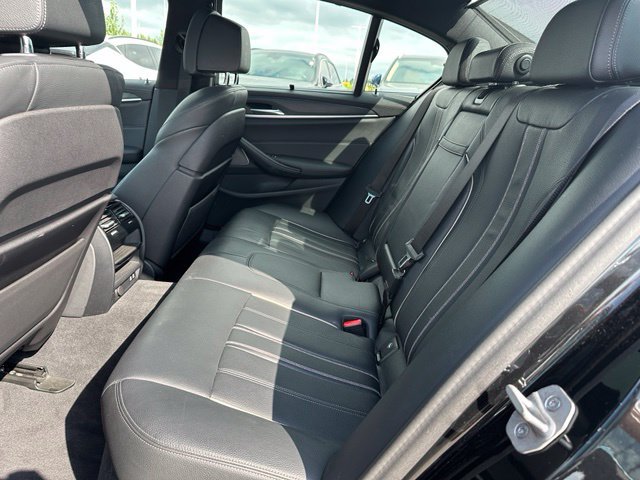 Used 2023 BMW M550i xDrive w/ Executive Package AWD/4WD image 14