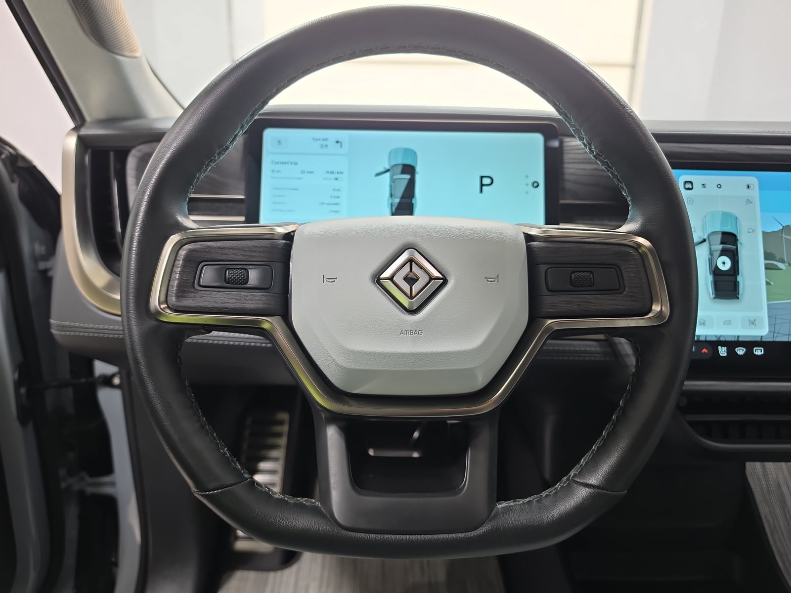 Used 2023 Rivian R1S Adventure Quad AWD/4WD image 28