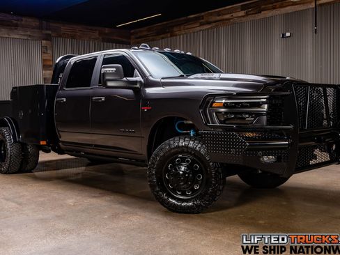 Used 2025 RAM 3500 Laramie image 1