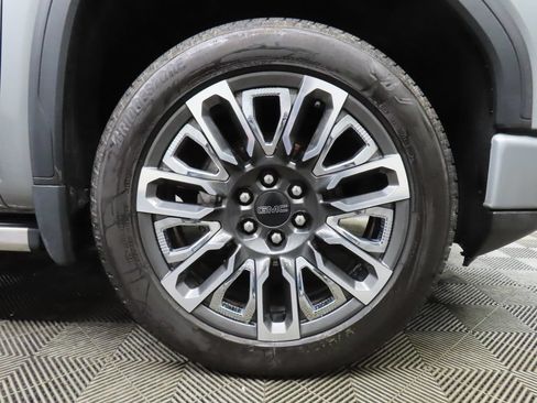 Used 2026 GMC Sierra 1500 Denali Ultimate AWD/4WD image 10