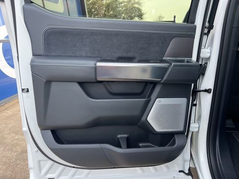 New 2026 Ford F150 Platinum w/ Equipment Group 702A High image 9