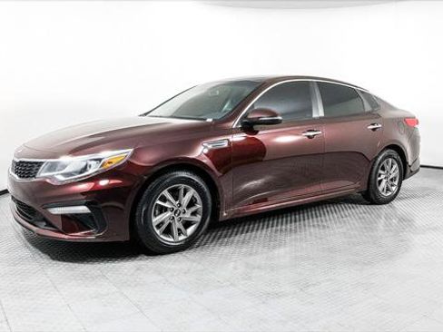 Used 2019 Kia Optima LX image 2