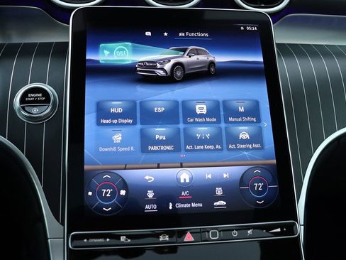 Used 2024 Mercedes-Benz GLC 300 4MATIC w/ AMG Line image 29