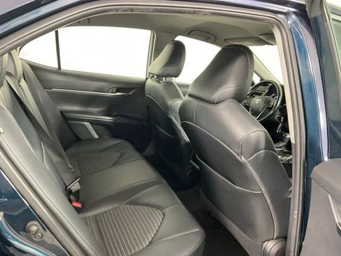 Used 2020 Toyota Camry SE w/ Carpet Mat Package FWD image 18