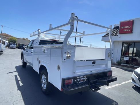 New 2026 GMC Sierra 2500 Pro w/ Convenience Package image 5