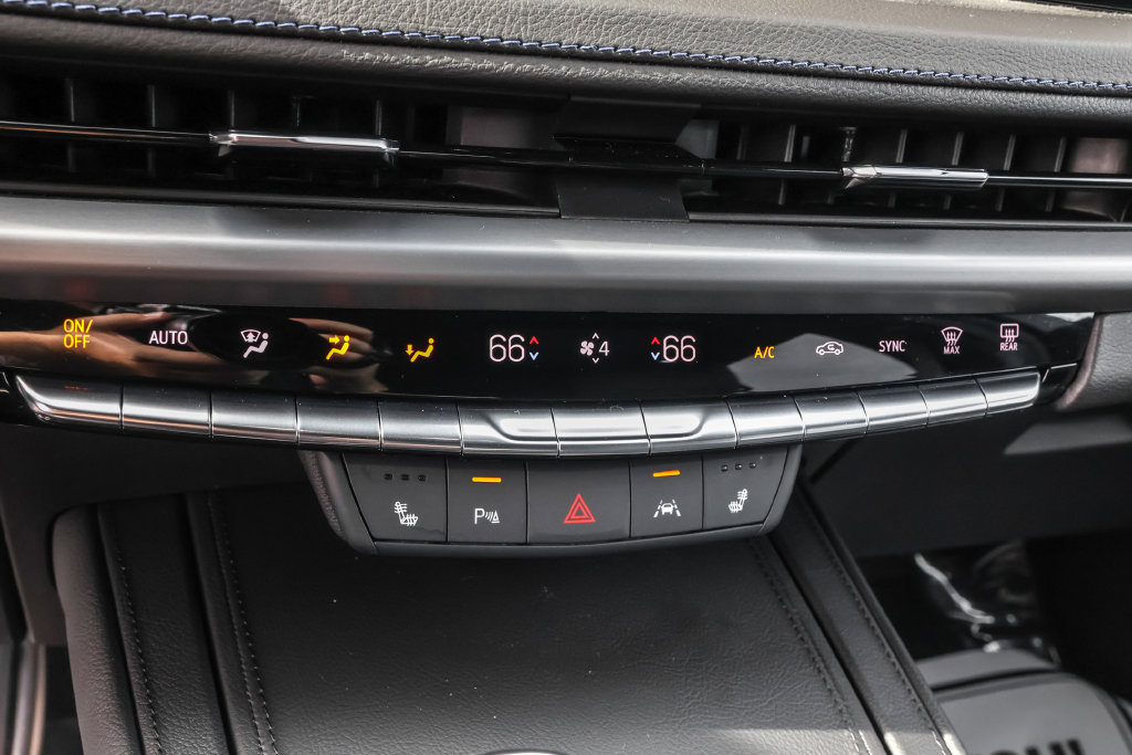 Used 2024 Cadillac XT4 Sport w/ Cold Weather Package AWD/4WD image 27