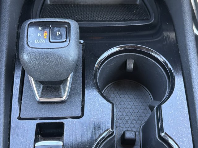 Used 2022 Nissan Rogue SV w/ SV Premium Package AWD/4WD image 23