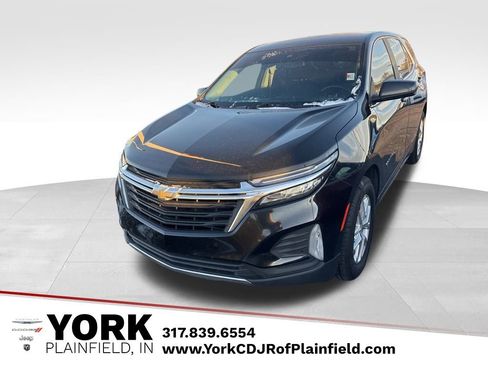 Used 2022 Chevrolet Equinox LT w/ Driver Convenience Package image 1
