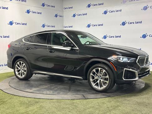 Used 2023 BMW X6 xDrive40i w/ Premium Package image 2