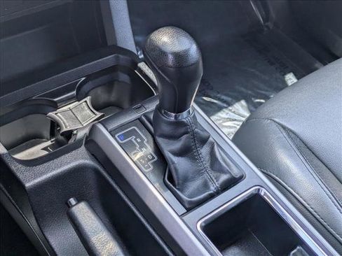 Used 2017 Toyota Tacoma SR5 w/ Tow Package RWD image 12
