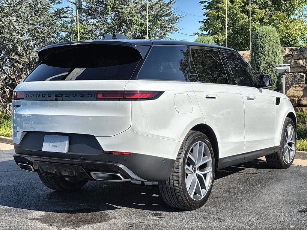 New 2027 Land Rover Range Rover Sport SE AWD/4WD image 5