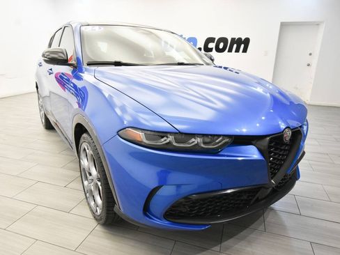 Used 2024 Alfa Romeo Tonale Veloce AWD/4WD image 7
