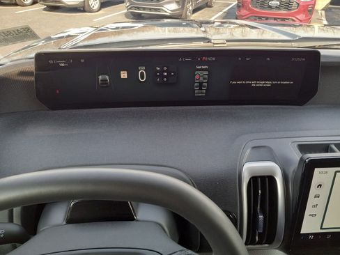 Used 2025 Ford Expedition Active AWD/4WD image 20