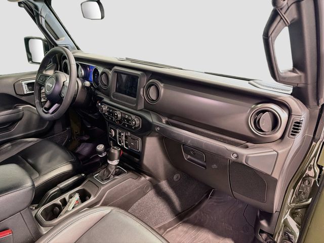 Used 2023 Jeep Gladiator Sport AWD/4WD image 24