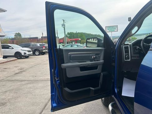 Used 2018 RAM 1500 Big Horn AWD/4WD image 14