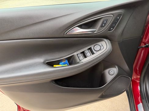 Used 2023 Buick Encore GX Essence w/ Advanced Technology Package image 9