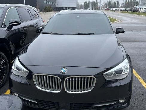 Used 2016 BMW 550i Gran Turismo xDrive image 2