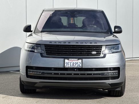 Used 2023 Land Rover Range Rover SE AWD/4WD image 8
