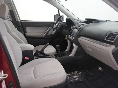 Used 2018 Subaru Forester 2.5i image 11