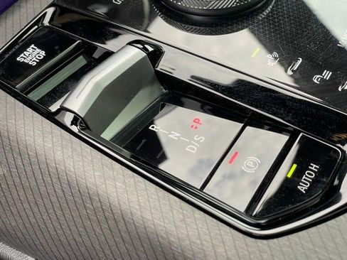 Used 2025 BMW X3 xDrive30i w/ Premium Package image 27