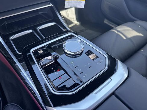 New 2026 BMW 740i xDrive image 24
