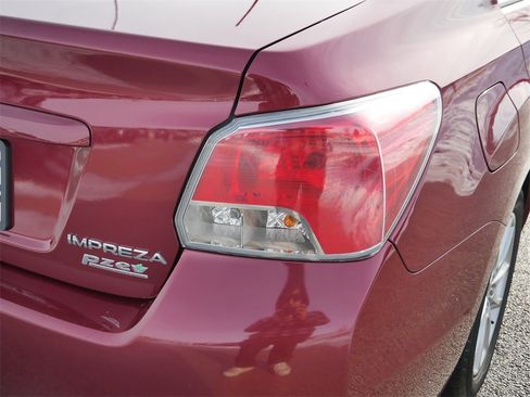 Used 2014 Subaru Impreza 2.0i Premium w/ All-Weather Package w/CVT image 11