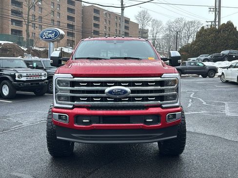 Used 2024 Ford F350 Platinum w/ FX4 Off-Road Package image 2