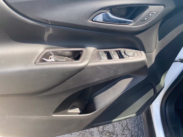 Used 2021 Chevrolet Equinox LT AWD/4WD image 17