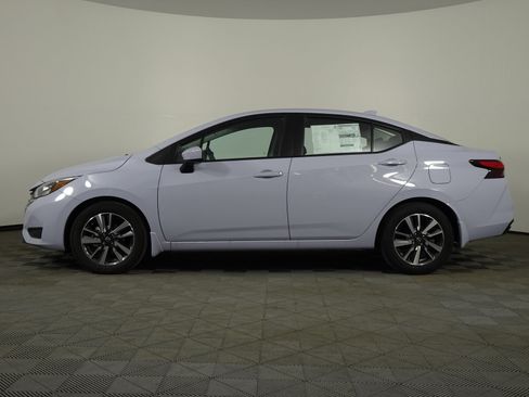 New 2025 Nissan Versa SV w/ Trunk Package FWD image 15