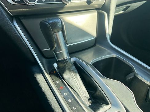 Used 2018 Honda Accord LX image 16