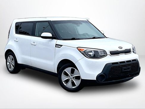 Used 2016 Kia Soul FWD image 13
