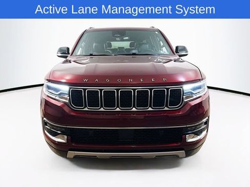 Used 2024 Jeep Wagoneer L Series II w/ Flexible Seating Group AWD/4WD image 2
