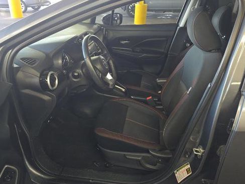 Used 2020 Nissan Versa SR w/ Convenience Package image 6