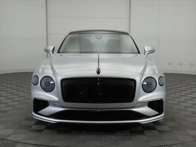 Used 2025 Bentley Flying Spur Plug-In Hybrid AWD/4WD image 2