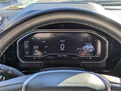 Used 2024 GMC Sierra 1500 SLT image 21