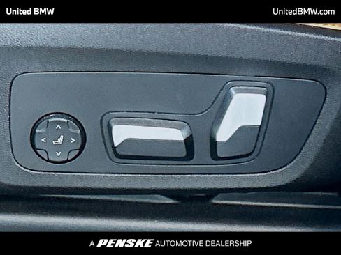 Used 2023 BMW X3 sDrive30i w/ Premium Package image 4