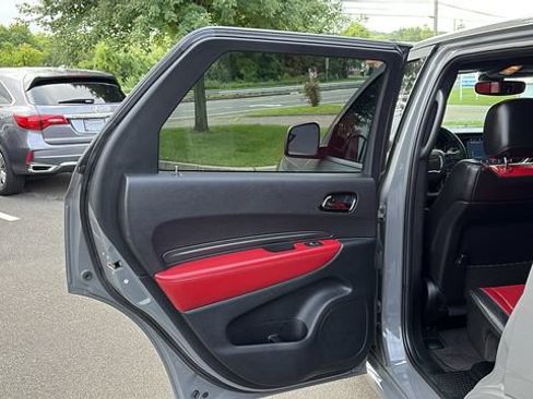 Used 2022 Dodge Durango R/T w/ Blacktop Package AWD/4WD image 23
