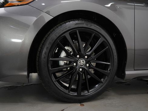 Used 2023 Toyota Camry XSE image 33