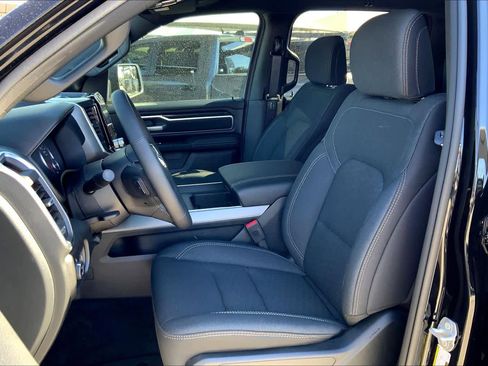 New 2026 RAM 1500 Big Horn AWD/4WD image 7