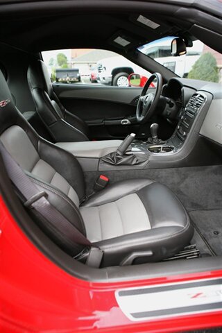 Used 2009 Chevrolet Corvette Z06 w/ Preferred Equipment Group RWD image 24
