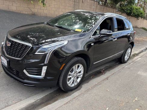 Certified 2023 Cadillac XT5 Luxury FWD image 1