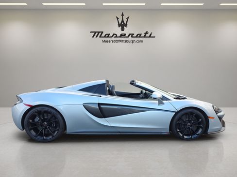 Used 2018 McLaren 570S Spider RWD image 38