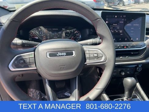 Used 2023 Jeep Compass Trailhawk AWD/4WD image 16