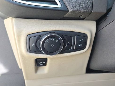 Used 2020 Lincoln Nautilus FWD w/ Equipment Group 101A image 33