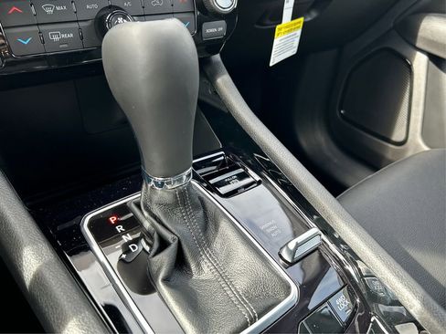 New 2026 Jeep Compass Limited image 38