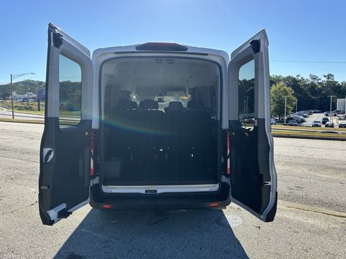 Used 2024 Ford Transit 350 XL image 20