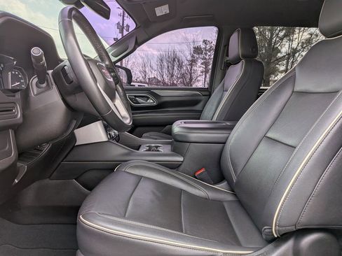 Used 2021 GMC Yukon SLT image 19