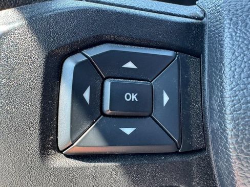 Used 2019 Ford F150 XLT w/ Equipment Group 302A Luxury AWD/4WD image 17